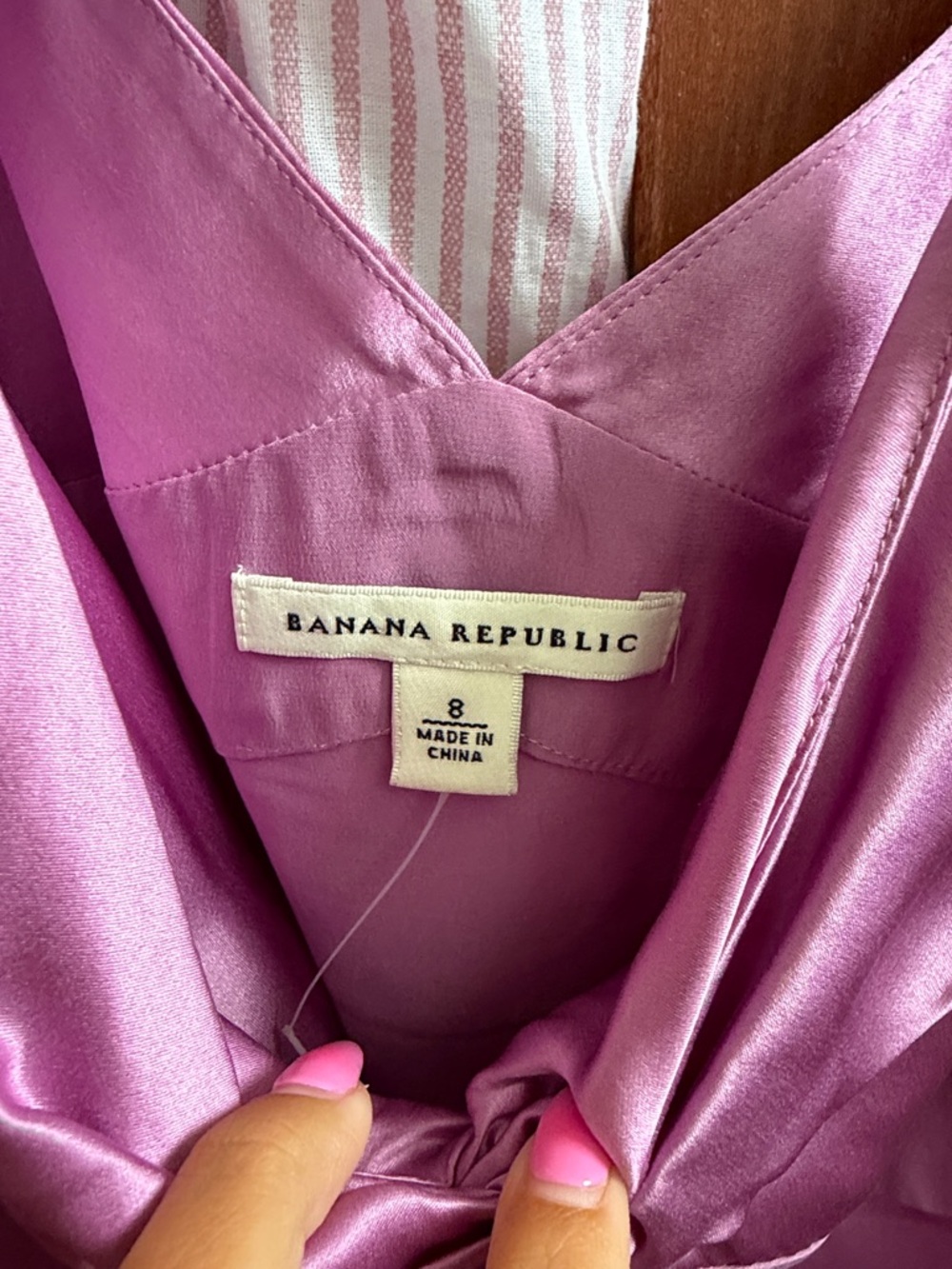 Banana Republic Satin Pink Violet Tank Top - Picture 2 of 2